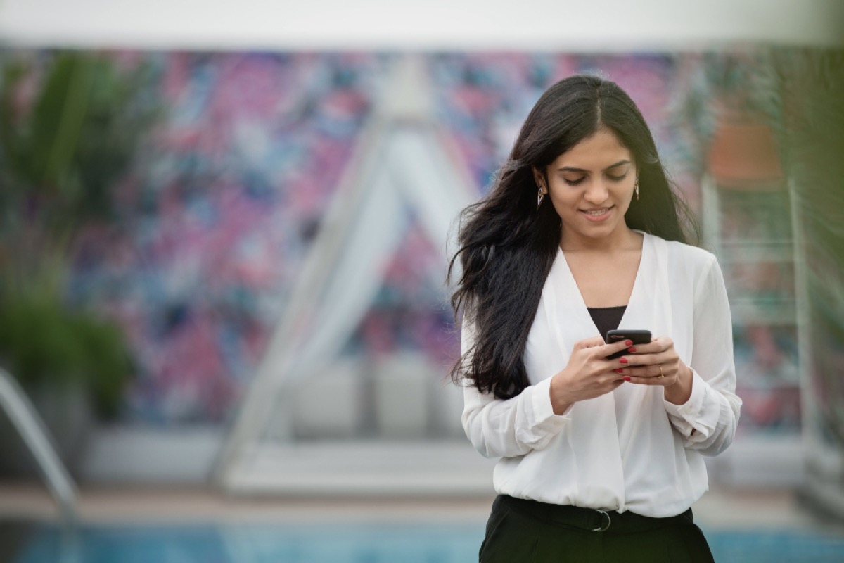Missed call text-back: what it is and why it wins tradies more jobs